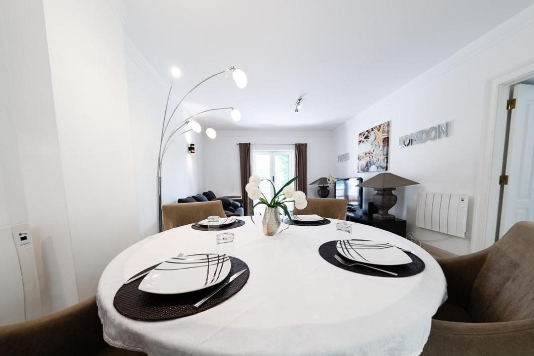 Luxury Apartment Near Cascais Town & Marina Exterior photo
