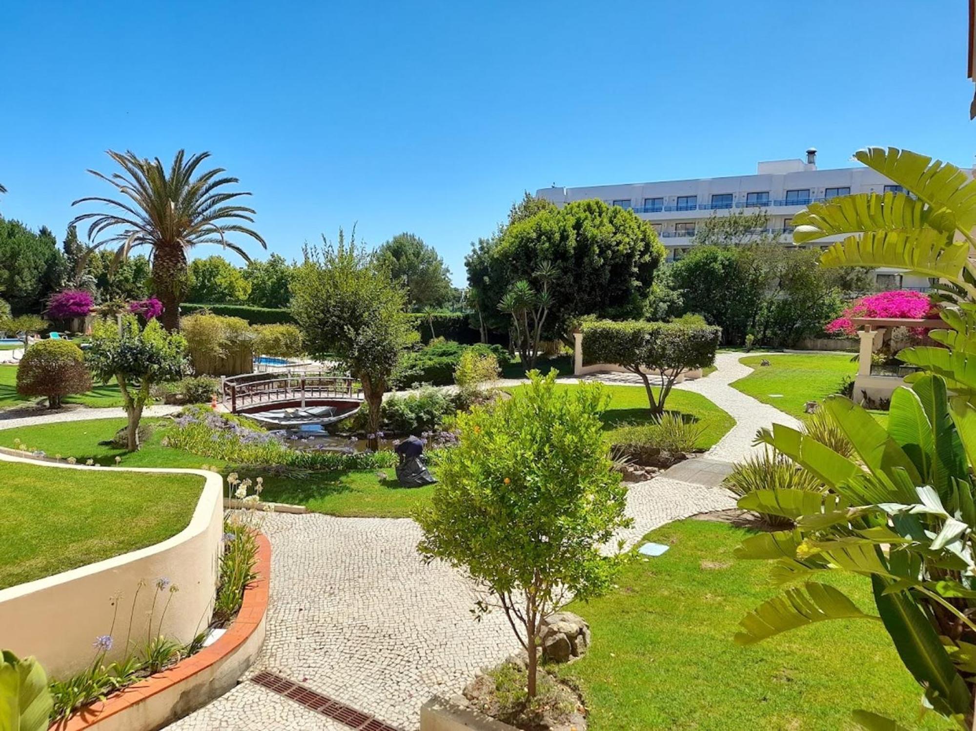 Luxury Apartment Near Cascais Town & Marina Exterior photo
